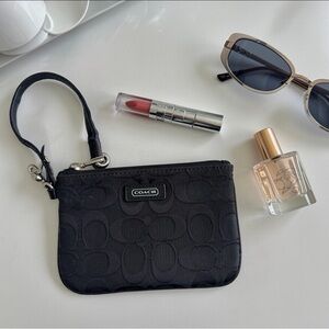 Coach Signature Black Wristlet